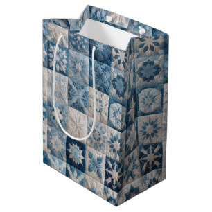 Bolsa De Regalo Mediana Colcha de copo de nieve azul y blanco