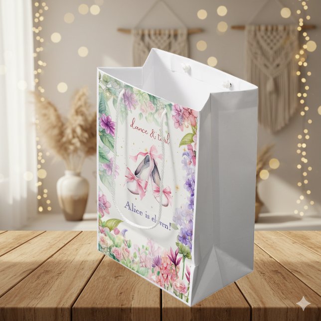 Bolsa De Regalo Mediana cumpleaños de bailarina y bailarina giratoria (Subido por el creador)