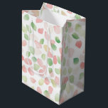 Bolsa De Regalo Mediana Cumpleaños Pétalos de Flor Rosa Mint Precioso Rubo<br><div class="desc">Cumpleaños Pétalos de Flor Rosa Mint Precioso Rubor</div>