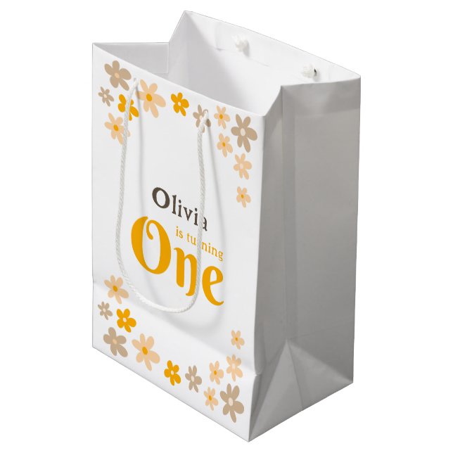 Bolsa De Regalo Mediana Daisy Boho Floral Primer cumpleaños (Angulo Anverso)