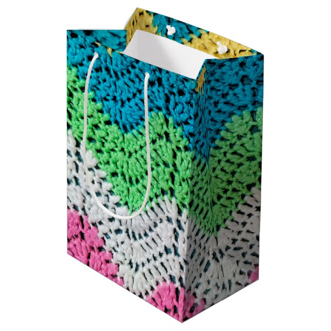 Bolsa De Regalo Mediana Diseño de Crochet de Arcoiris (Angulo reverso)