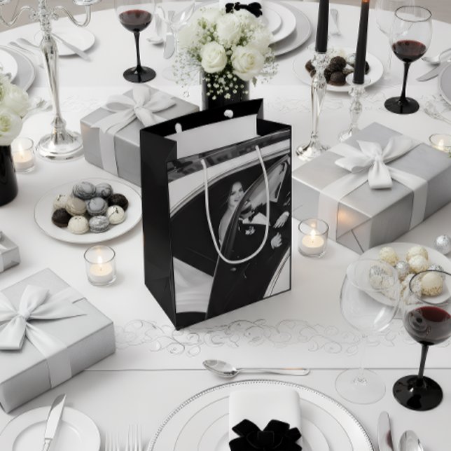 Bolsa De Regalo Mediana Elegant Black & White Wedding Gift Bag (Subido por el creador)