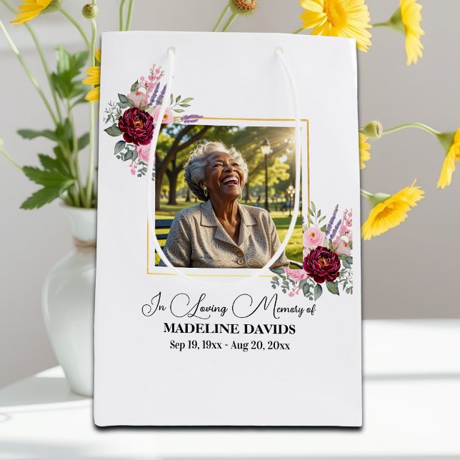 Bolsa De Regalo Mediana Elegant Peonies Photo Funeral Keepsake (Subido por el creador)