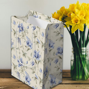 Bolsa De Regalo Mediana Elegante Bonito Floral azul sobre fondo crema