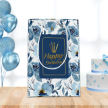 Elegante Dusty Azul Floral Blanco Feliz cumpleaños