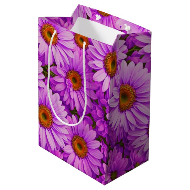 Bolsa De Regalo Mediana Elegantes daisias florales de magenta rosa oscuro (Angulo reverso)