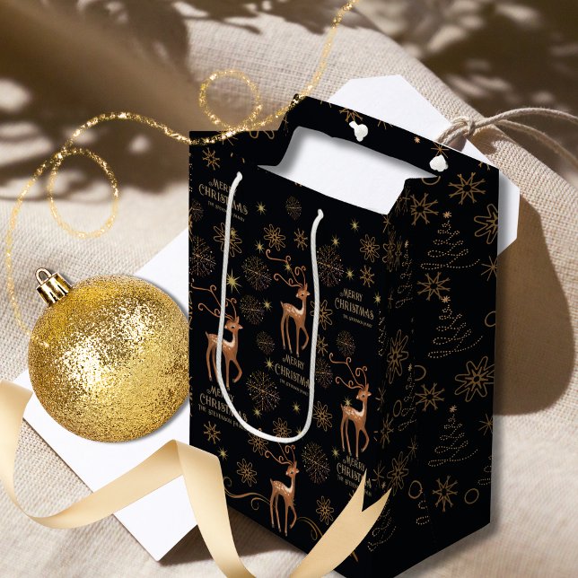 Bolsa De Regalo Mediana Elegantes Navidades de Personalizados de ciervos n (Elegant Black & Gold Deer Custom Christmas Medium Gift Bag)
