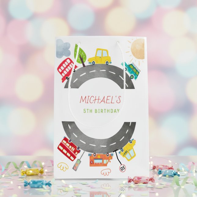 Bolsa De Regalo Mediana En el camino vehículos felices cumpleaños del niño (Subido por el creador)