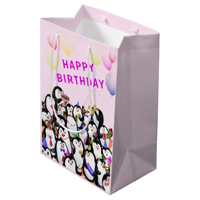 Bolsa De Regalo Mediana Feliz cumpleaños penguin Gift Bag Funny (Angulo reverso)