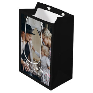 Bolsa De Regalo Mediana Foto del personalizado con apellido y año establec