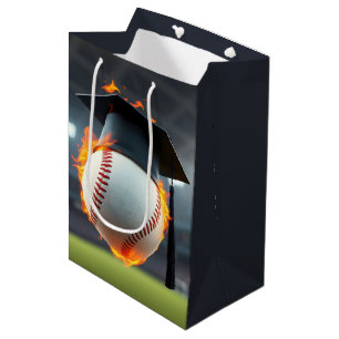 Bolsa De Regalo Mediana Gorra negra de graduación en un globo de béisbol e