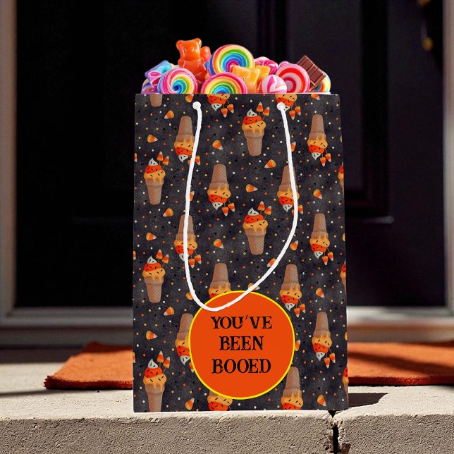Bolsa De Regalo Mediana Halloween de helados de maíz dulce de otoño (Delight friends and loved ones with a boo bag this Halloween )