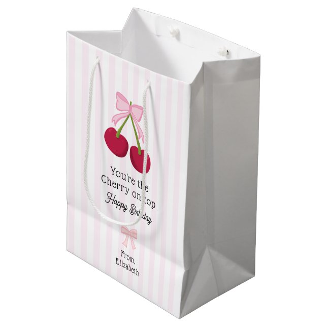 Bolsa De Regalo Mediana Happy Birthday Cherry on Top Coquette Stripes (Angulo Anverso)