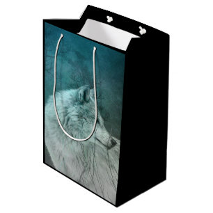 Bolsa De Regalo Mediana Hermoso lobo gris en un bosque oscuro
