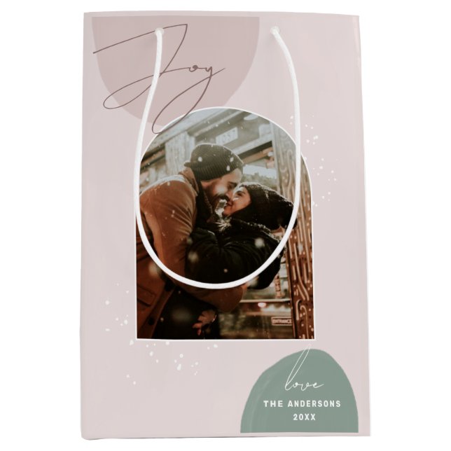 Bolsa De Regalo Mediana Joy Navidades | Paquete fotográfico moderno de vac (Anverso)