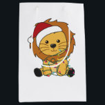 Bolsa De Regalo Mediana Lion Christmas Snow Winter Animals Lions<br><div class="desc">The lion for Christmas with fairy lights. Funny animals with gifts and snow to the holidays. Also funny for Christmas in July. Lions are sweet animals and perfect for Christmas.</div>