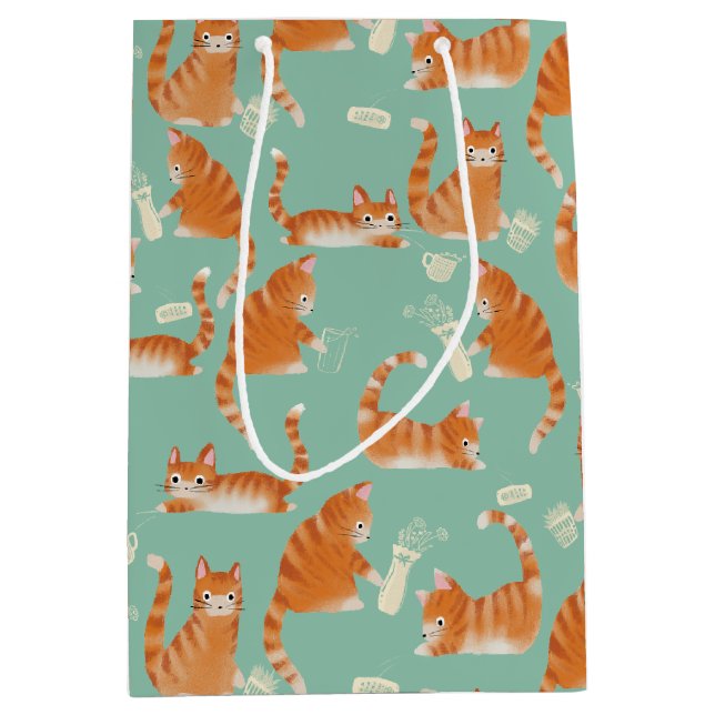 Bolsa De Regalo Mediana Malo Naranja Tabby Gats golpeando las cosas (Anverso)