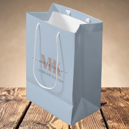 Bolsa De Regalo Mediana Modert Mocha Mousse Monograma Azul Polvo