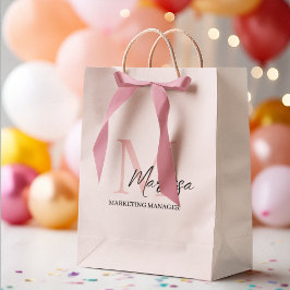 Bolsa De Regalo Mediana Monograma mínimo inicial y nombre Pastel rosa