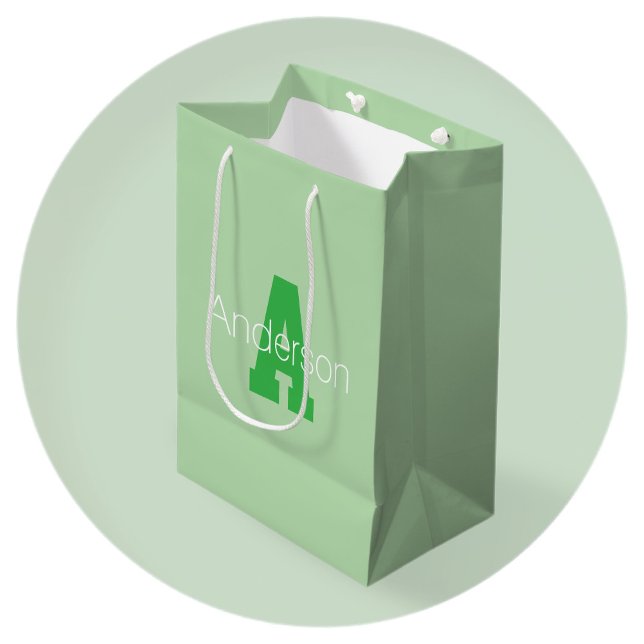 Bolsa De Regalo Mediana Monograma moderno audaz | Pale & Kelly Green (Subido por el creador)