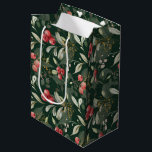 Bolsa De Regalo Mediana Navidades botánicos de la elegante vegetación verd<br><div class="desc">... Diseñado en Navidades atemporales con colores de rojos ricos, verdes vibrantes y marfil elegante, esta bolsa exuda el encanto de las vacaciones. El personalizado de color verde oscuro aporta un toque de sofisticación, haciendo que el regalo sea realmente destacado. Esta versátil bolsa de regalo es el toque final perfecto...</div>