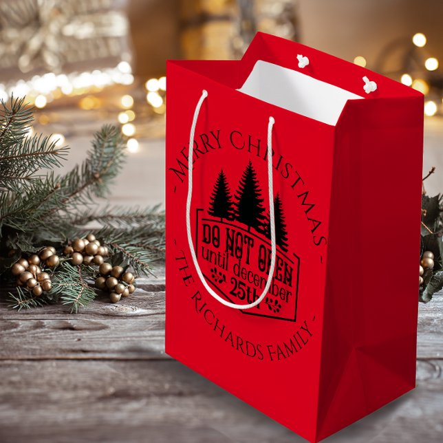 Bolsa De Regalo Mediana No abrir hasta - Navidades personalizados rojos (Do not Open until - Red Personalized Christmas Medium Gift Bag)