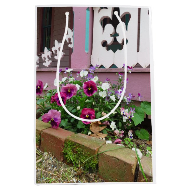 Bolsa De Regalo Mediana Pansies y Fleur-de-lis - Viñedo de Martha (Anverso)