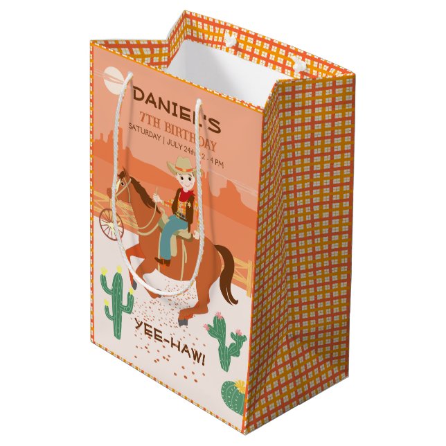 Bolsa De Regalo Mediana Pequeño vaquero de Guay y fiesta de cumpleaños de  (Angulo reverso)