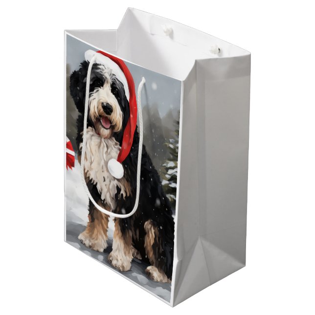 Bolsa De Regalo Mediana Perro Bernedoodle en Navidades de Nieve (Angulo Anverso)