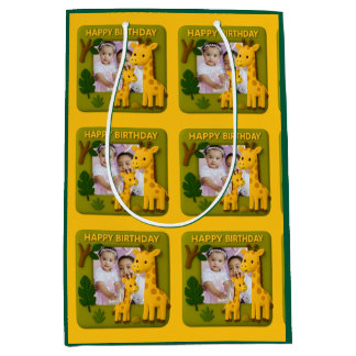Bolsa De Regalo Mediana Personalizable de foto de cumpleaños de Cute Giraf