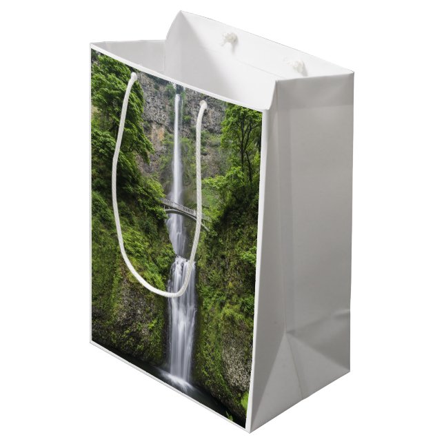 Bolsa De Regalo Mediana Puente sobre paisaje de la cascada (Angulo Anverso)