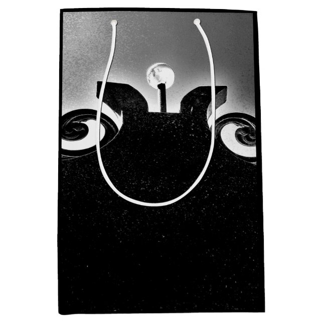 Bolsa De Regalo Mediana Puerta negra (Anverso)