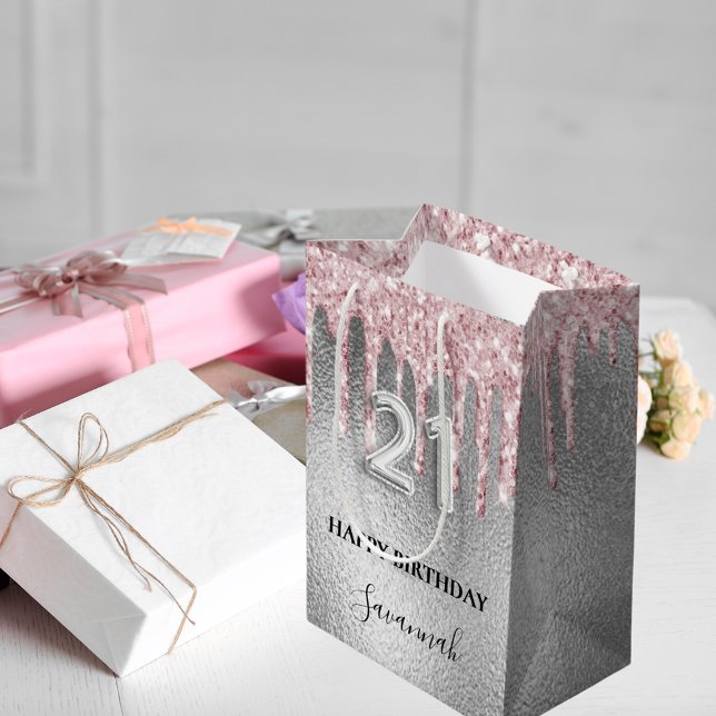 Bolsa De Regalo Mediana purpurina de plata de 21 años gotea monograma rosa (Subido por el creador)
