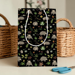 Bolsa De Regalo Mediana Regalo de zarigüeya linda botánica oscura del bosq