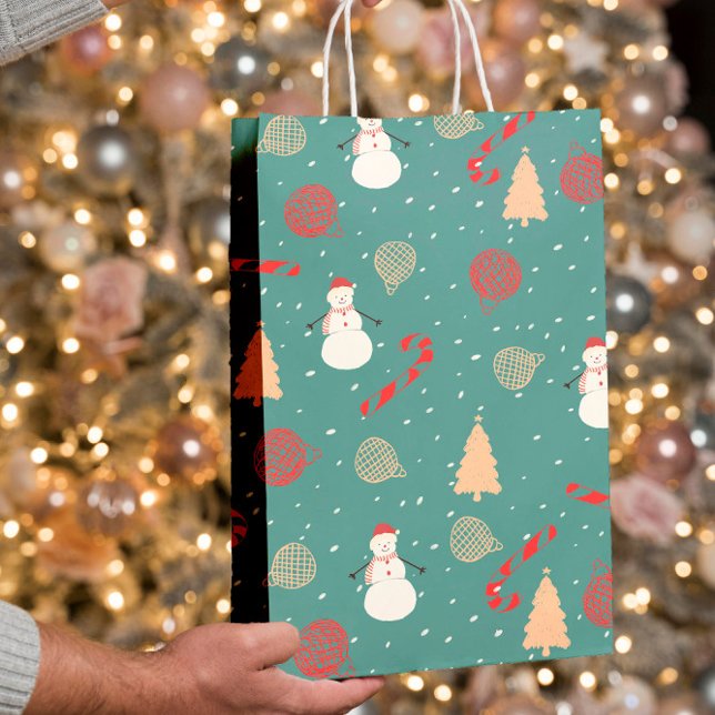 Bolsa De Regalo Mediana Snowman & Christmas Icons Pattern- Playful Holiday (Subido por el creador)