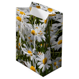 Bolsa De Regalo Mediana Un campo de Oxeye Daisies