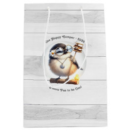 Bolsa De Regalo Mediana Un Pájaro Campista Feliz | Cumpleaños de Camping R