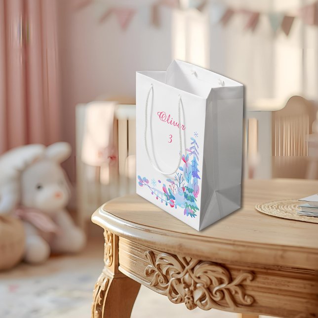 Bolsa De Regalo Mediana Winter Wonderland Gift Bag, Snowman Forest Present (Subido por el creador)