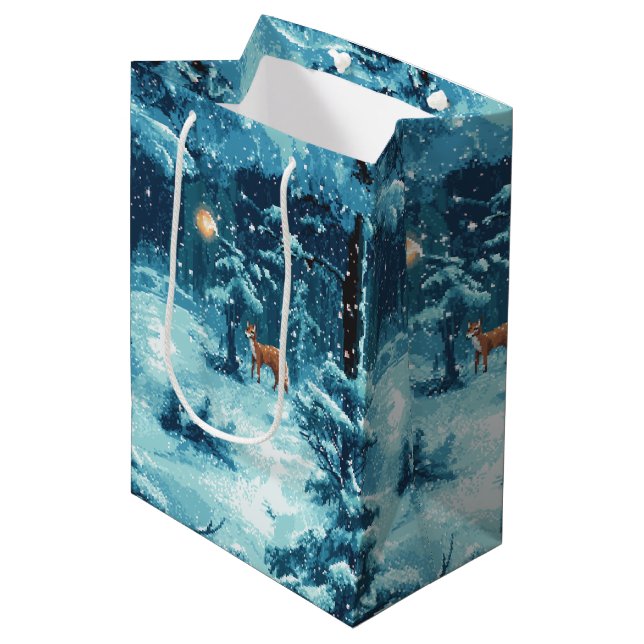 Bolsa De Regalo Mediana Winterlicher Pixelwald – Verschneite Waldszene (Angulo Anverso)