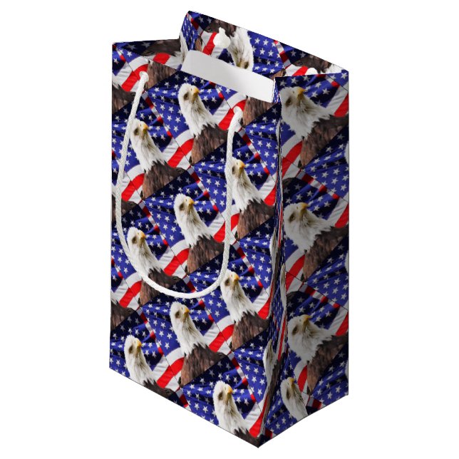 Bolsa De Regalo Pequeña Bandera americana con Eagle (Angulo Anverso)