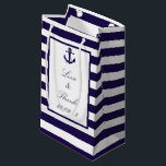 Bolsa De Regalo Pequeña Colección de Bodas de franjas de la marina de infl<br><div class="desc">Colección de Bodas de franjas de la Marina de los Anchores Náuticos - Bolsas de regalo</div>