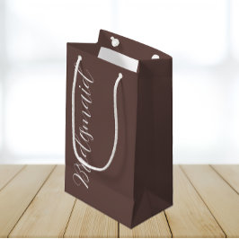 Bolsa De Regalo Pequeña Dama de Honor Taupe con Letra Estilizada