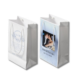 Bolsa De Regalo Pequeña Elegant Dusty Blue Floral Monogram Crest Wedding