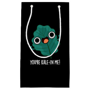 Bolsa De Regalo Pequeña Eres Kale-in Me Funny Veggie Kale Pun Dark BG