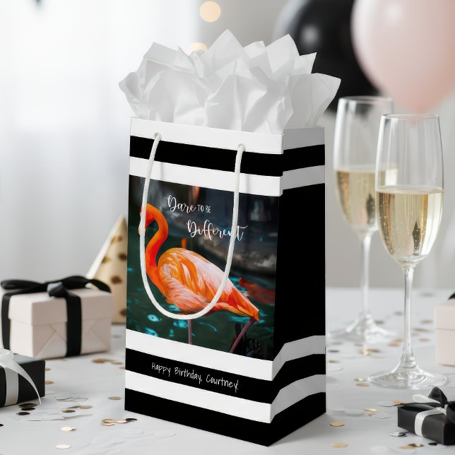 Bolsa De Regalo Pequeña Flamingo se atreve a ser diferente nombre de franj (Subido por el creador)