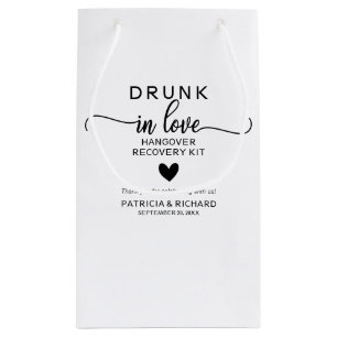 Bolsa De Regalo Pequeña Kit de resaca de boda borracho en amor