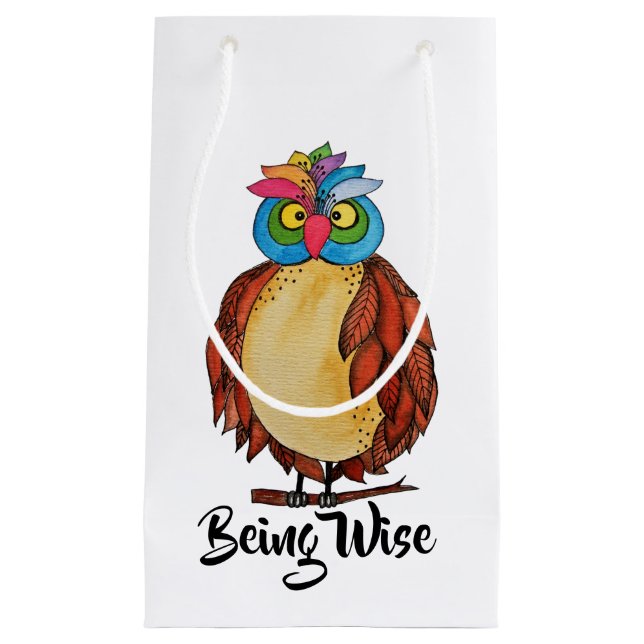 Bolsa De Regalo Pequeña Lechuza Mágica acuarela con plumas arcoiris (Anverso)