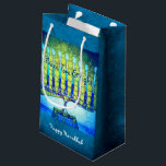 Bolsa De Regalo Pequeña Luz verde azul de la paz de amor Hanukkah Menorah<br><div class="desc">"Paz, amor y luz". Un ilustracion fotográfico de primera mano de una menorah artística brillante, colorida, azul y verde te ayuda a inaugurar las vacaciones de Hanukkah con estilo. Siente el calor y la alegría de la temporada de vacaciones cada vez que use esta linda y divertida bolsa de regalo...</div>