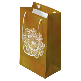 Bolsa De Regalo Pequeña Mandala Blanco sobre Fondo Dorado