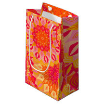 Mandalas superpuestos naranja rosa amarillo